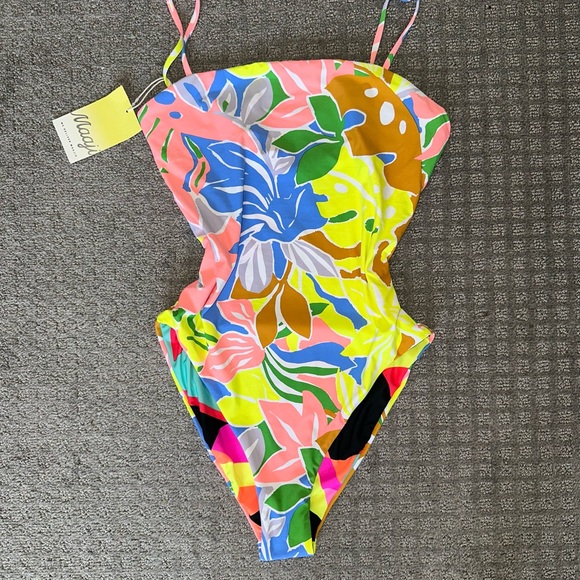 Reversible swimsuit by Maaji - Picture 1 of 4
